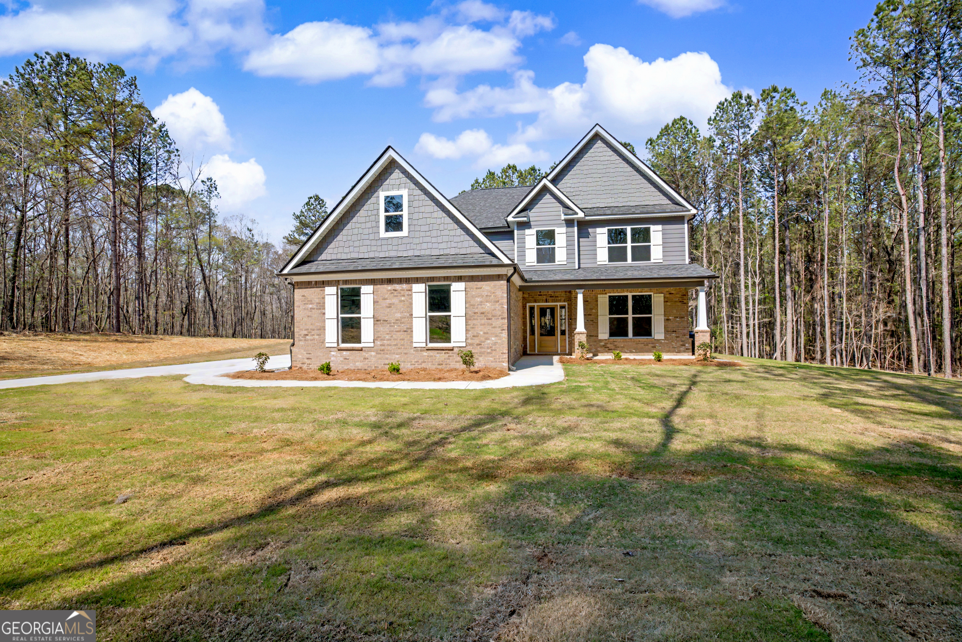 3921 Peeksville Road Property Photo 1