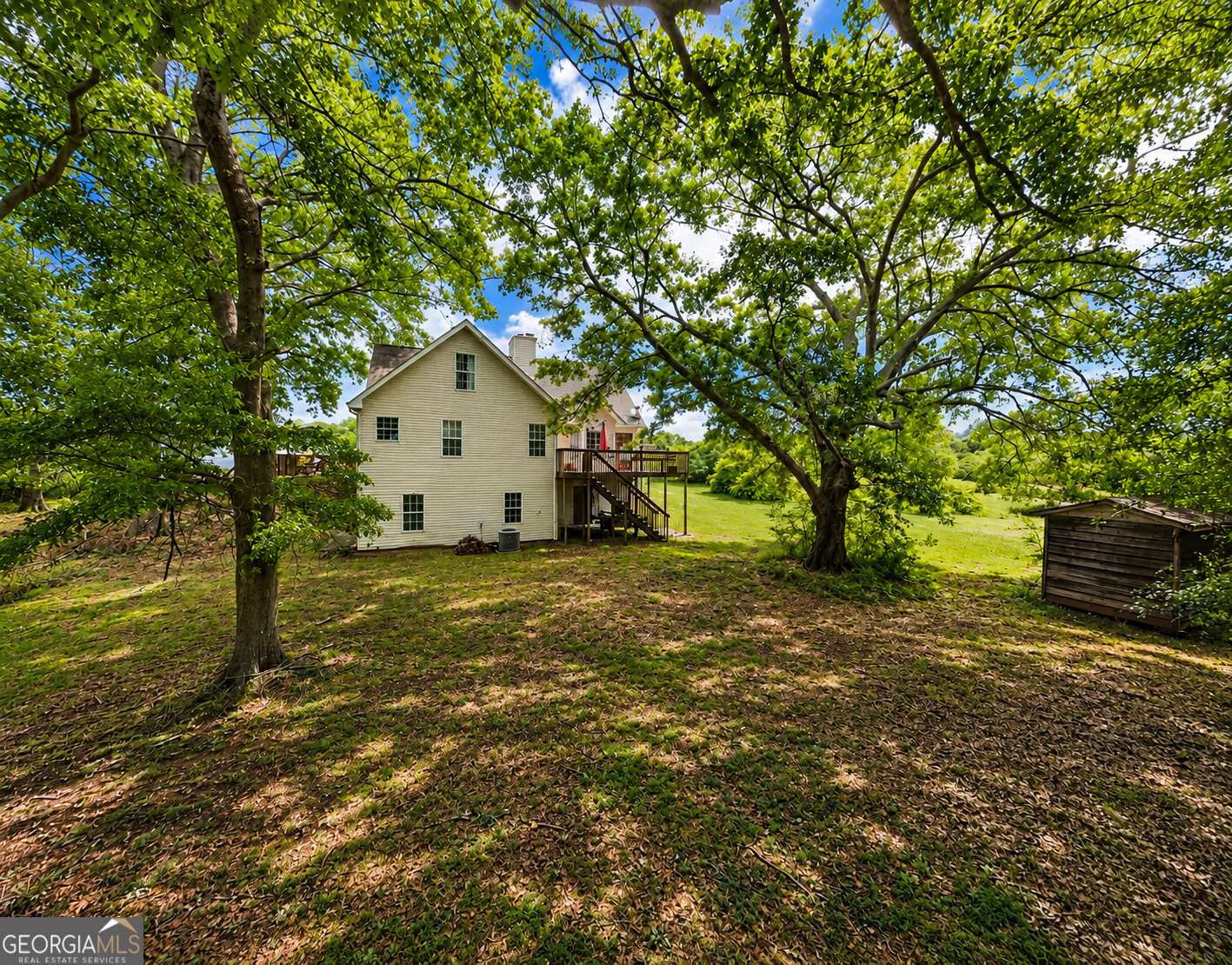 2433 Bear Creek Road Property Photo 5
