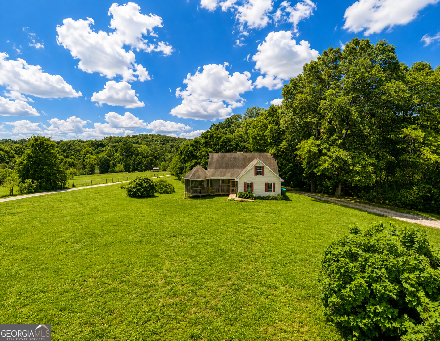 2433 Bear Creek Road Property Photo 7