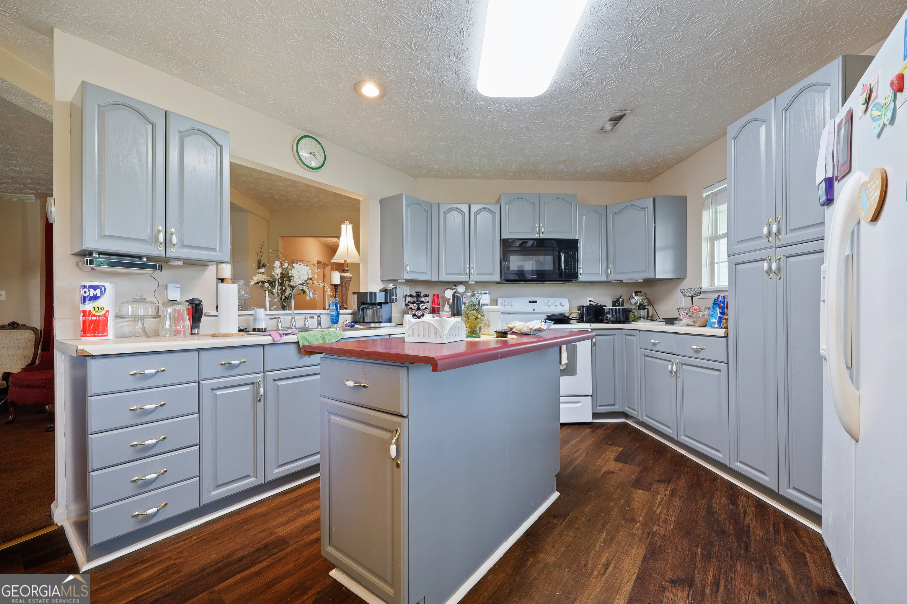 2433 Bear Creek Road Property Photo 14
