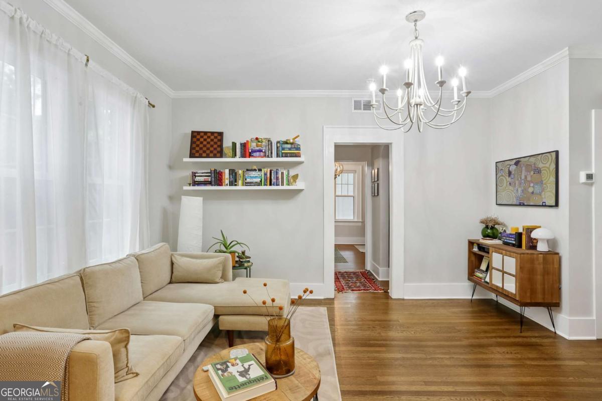 242 12th Street Ne # 16 Property Photo 4