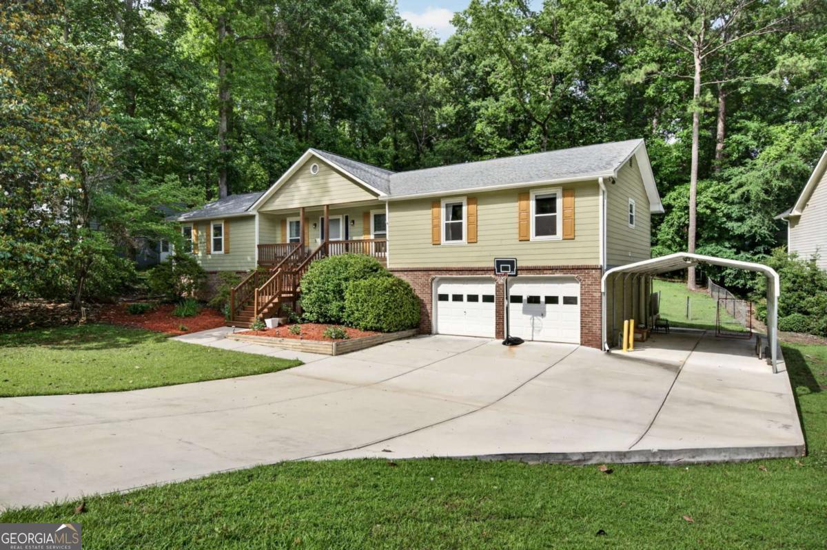 1526 Hickory Drive Sw Property Photo 3