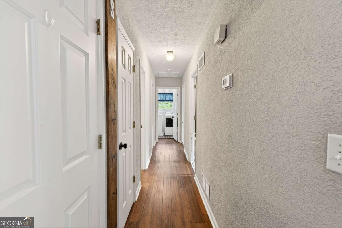 1526 Hickory Drive Sw Property Photo 16