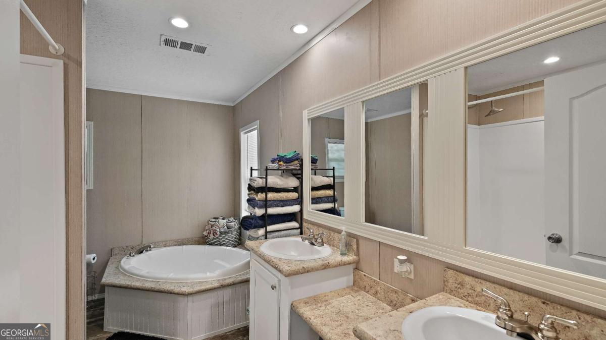 64 Sierra Road Extension Property Photo 19