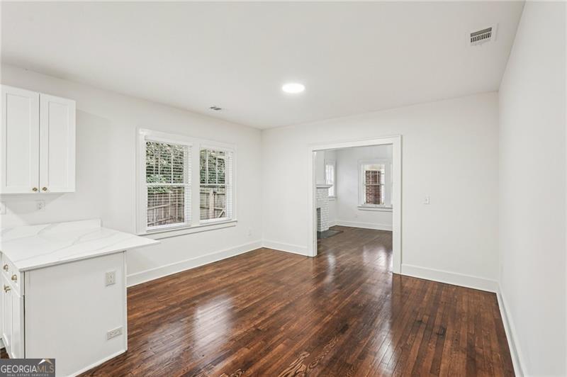 829 Rose Circle Sw Property Photo 5