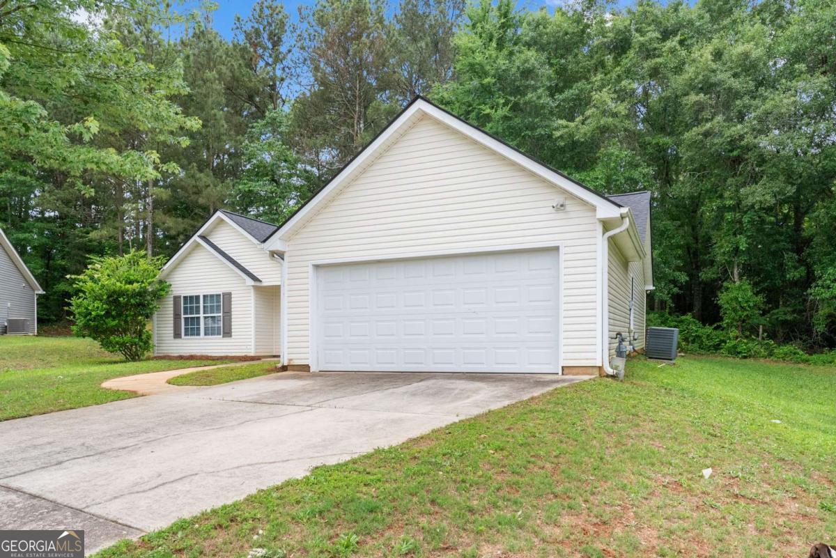 216 Cane Avenue Se Property Photo 3