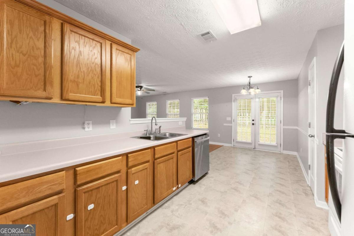 216 Cane Avenue Se Property Photo 13