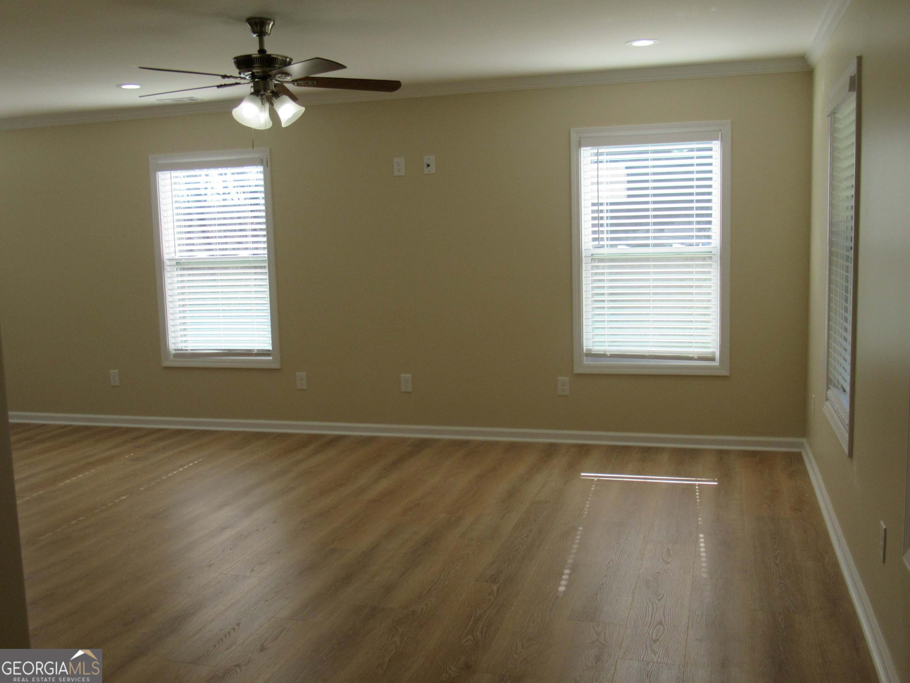 745 Old Kerns Road Property Photo 7