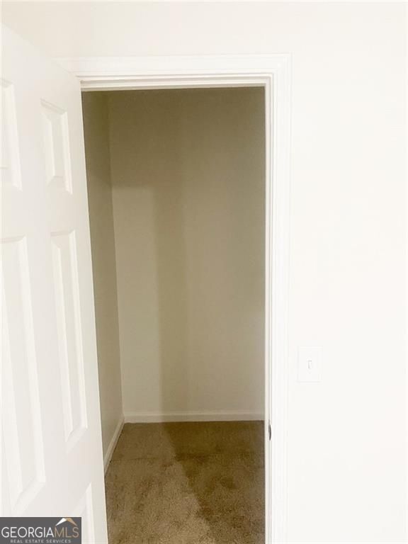 7010 Oakhill Circle Property Photo 12