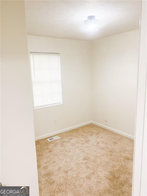 7010 Oakhill Circle Property Photo 15