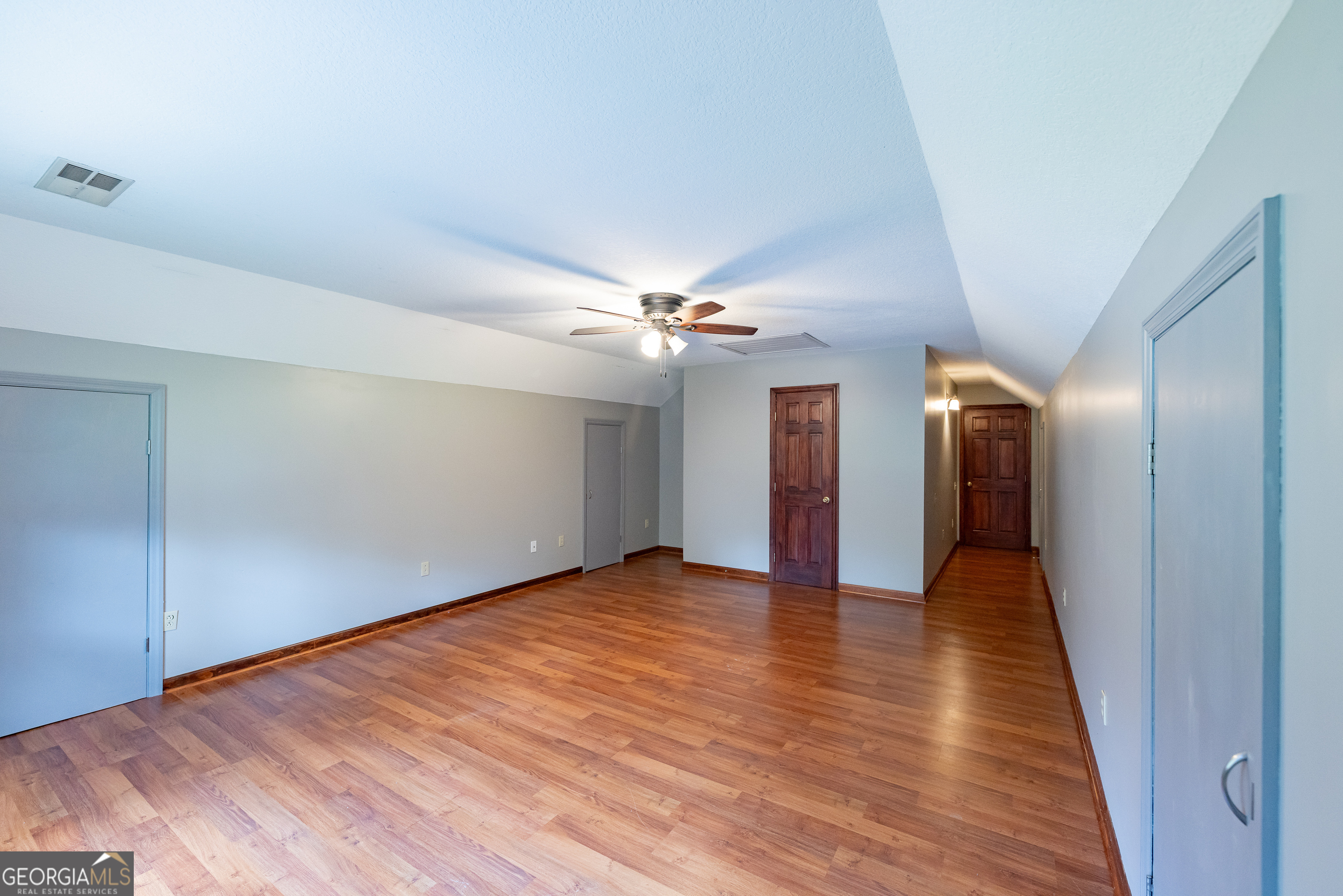 32 Gwen Place Property Photo 28
