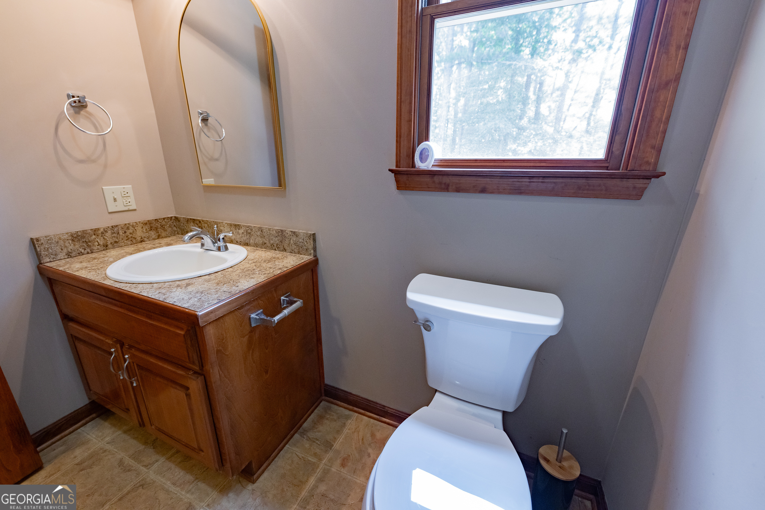 32 Gwen Place Property Photo 38