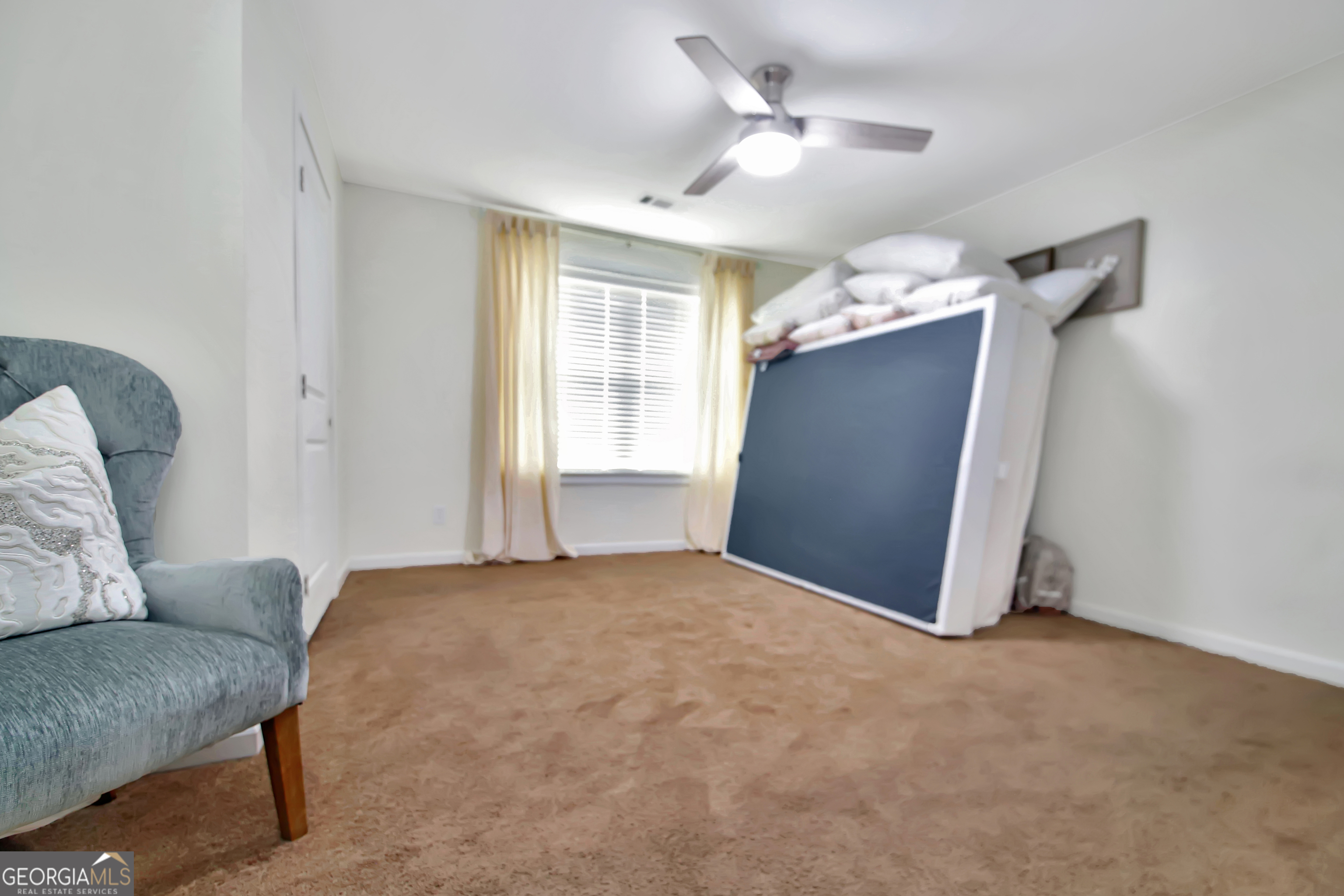 419 Fling Road Property Photo 11