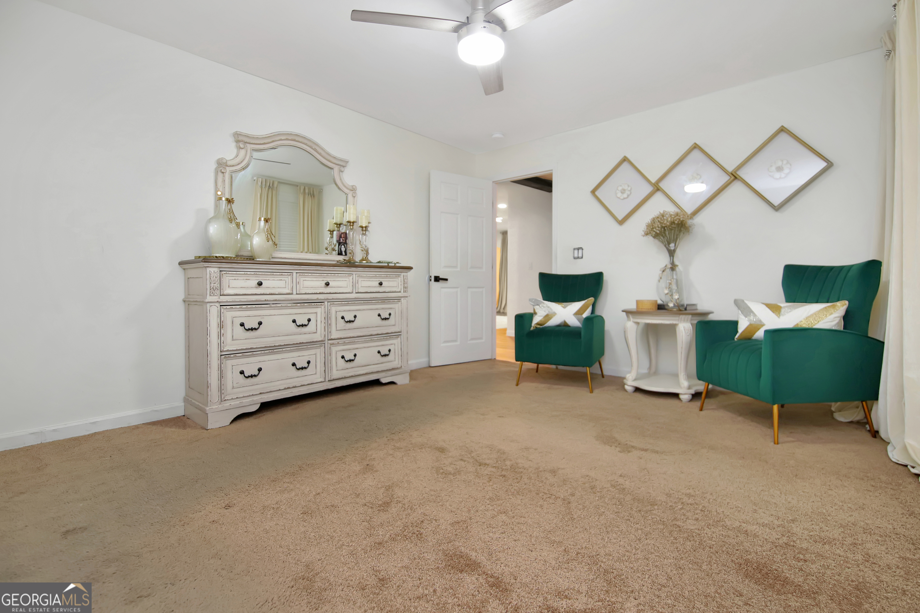 419 Fling Road Property Photo 16