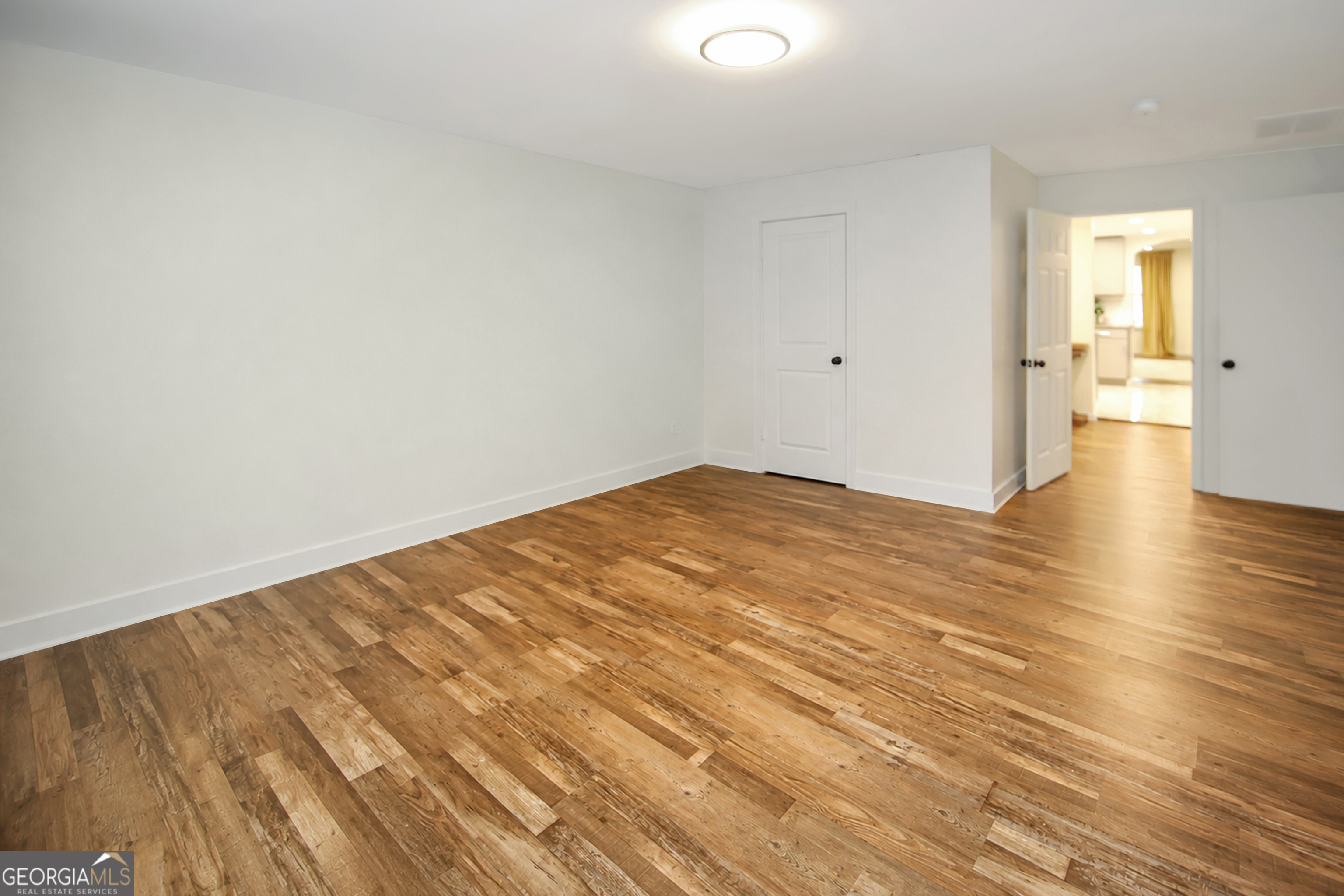 419 Fling Road Property Photo 17