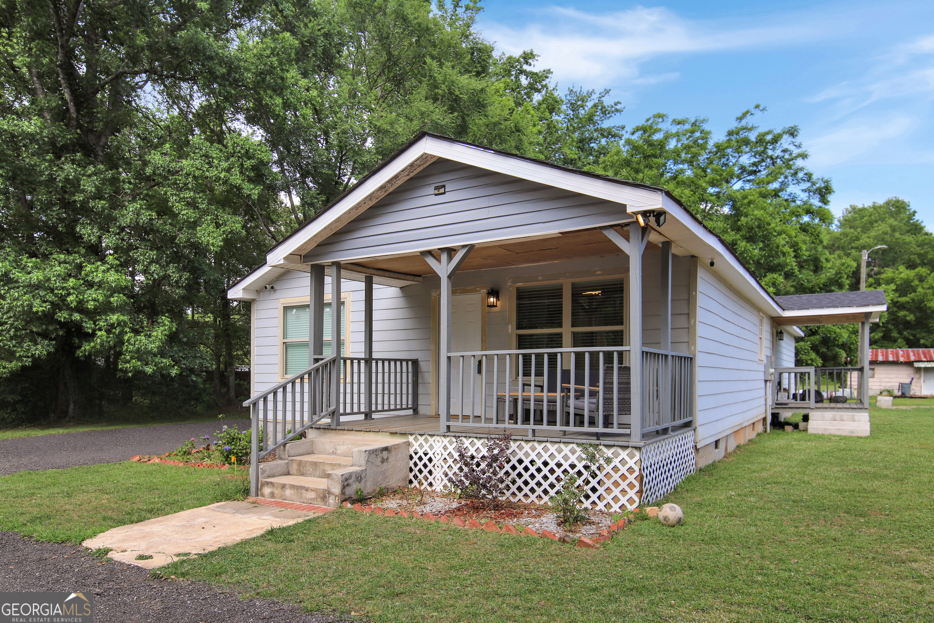 419 Fling Road Property Photo 21