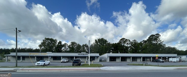 840 E King Avenue # B Property Photo 2