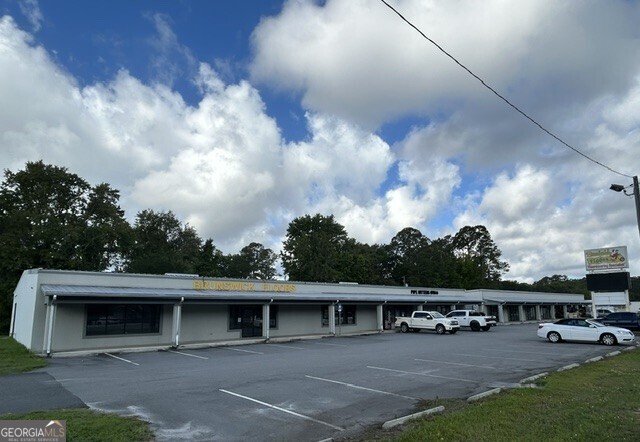 840 E King Avenue # B Property Photo 5