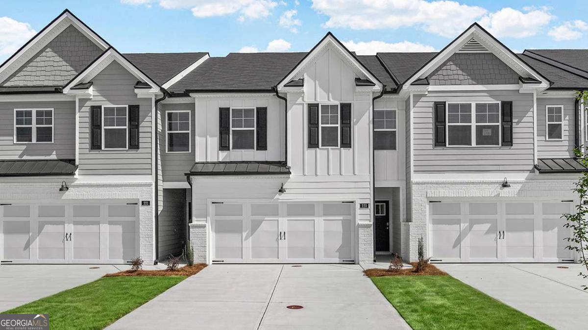 220 Sound Circle Property Photo 1