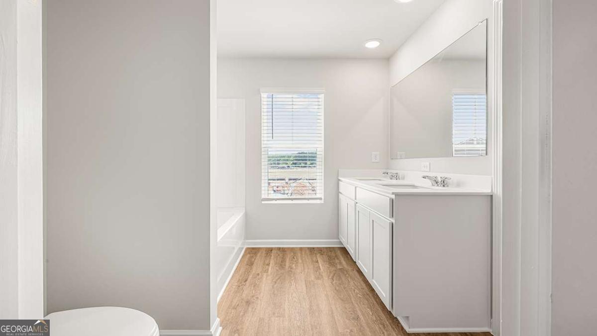 220 Sound Circle Property Photo 28