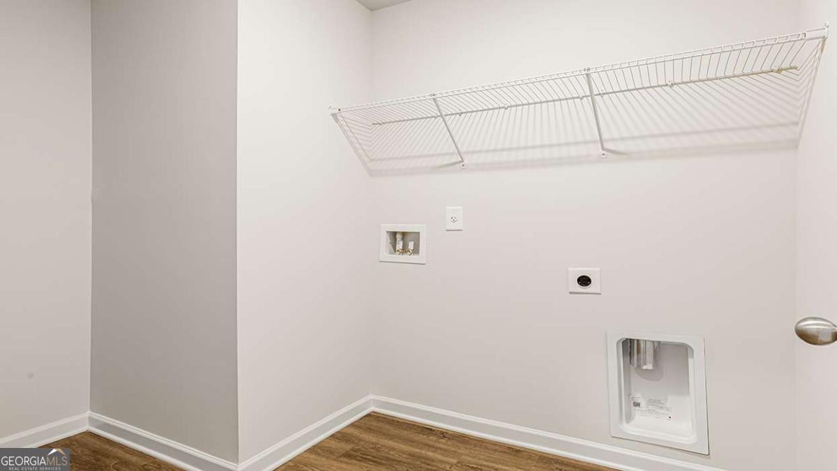220 Sound Circle Property Photo 33