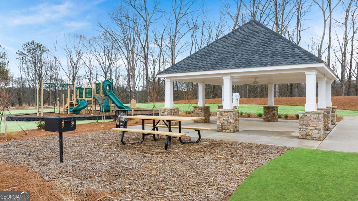 220 Sound Circle Property Photo 36