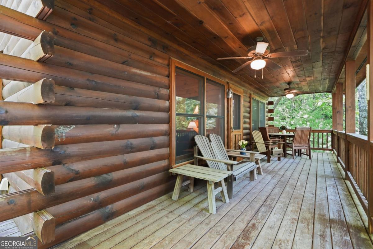 156 Dupont Drive Property Photo 4