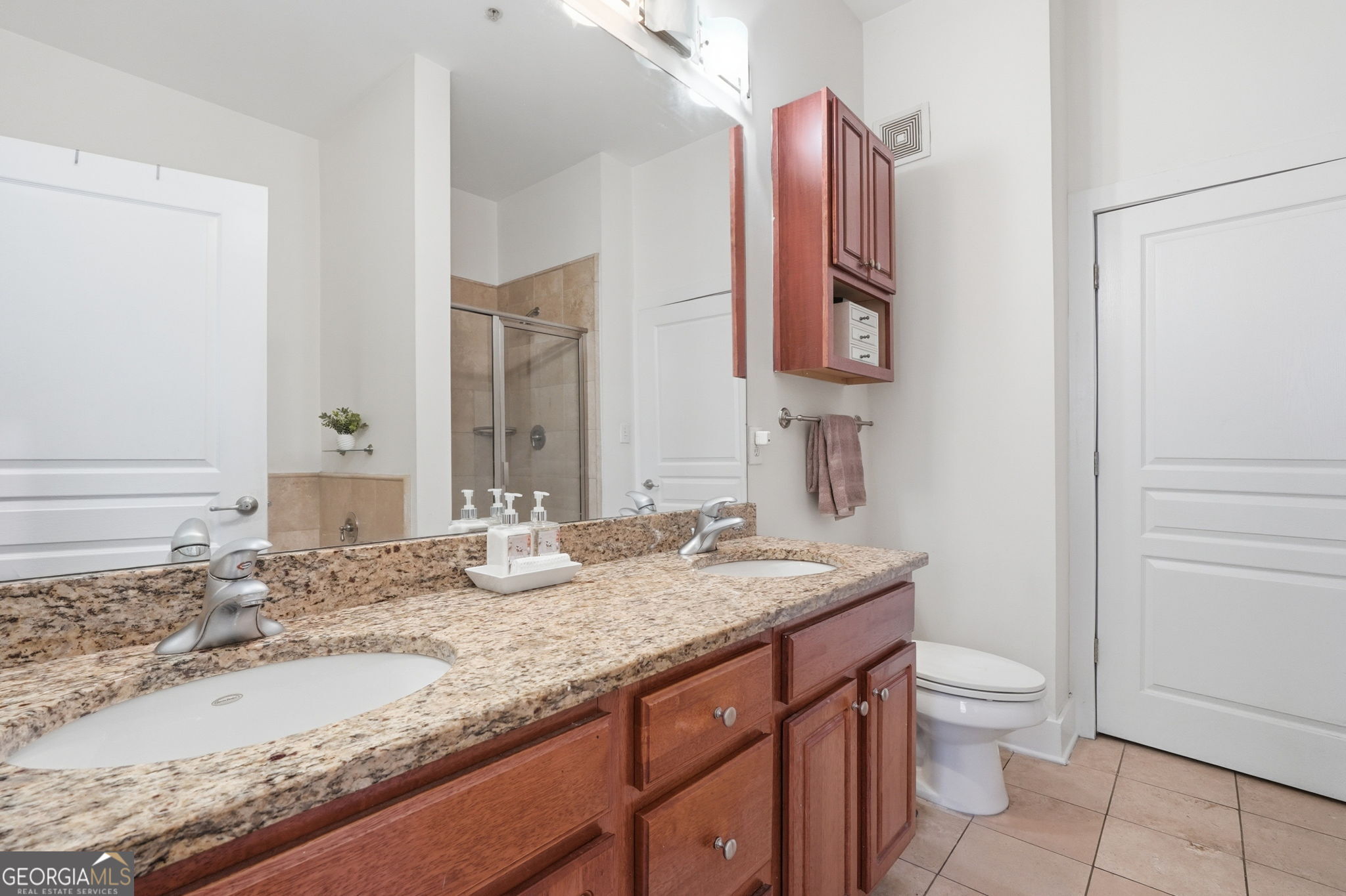799 Hammond Drive # 402 Property Photo 17