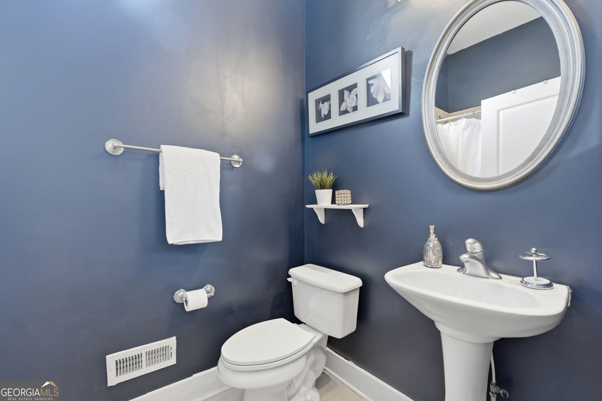 799 Hammond Drive # 402 Property Photo 21