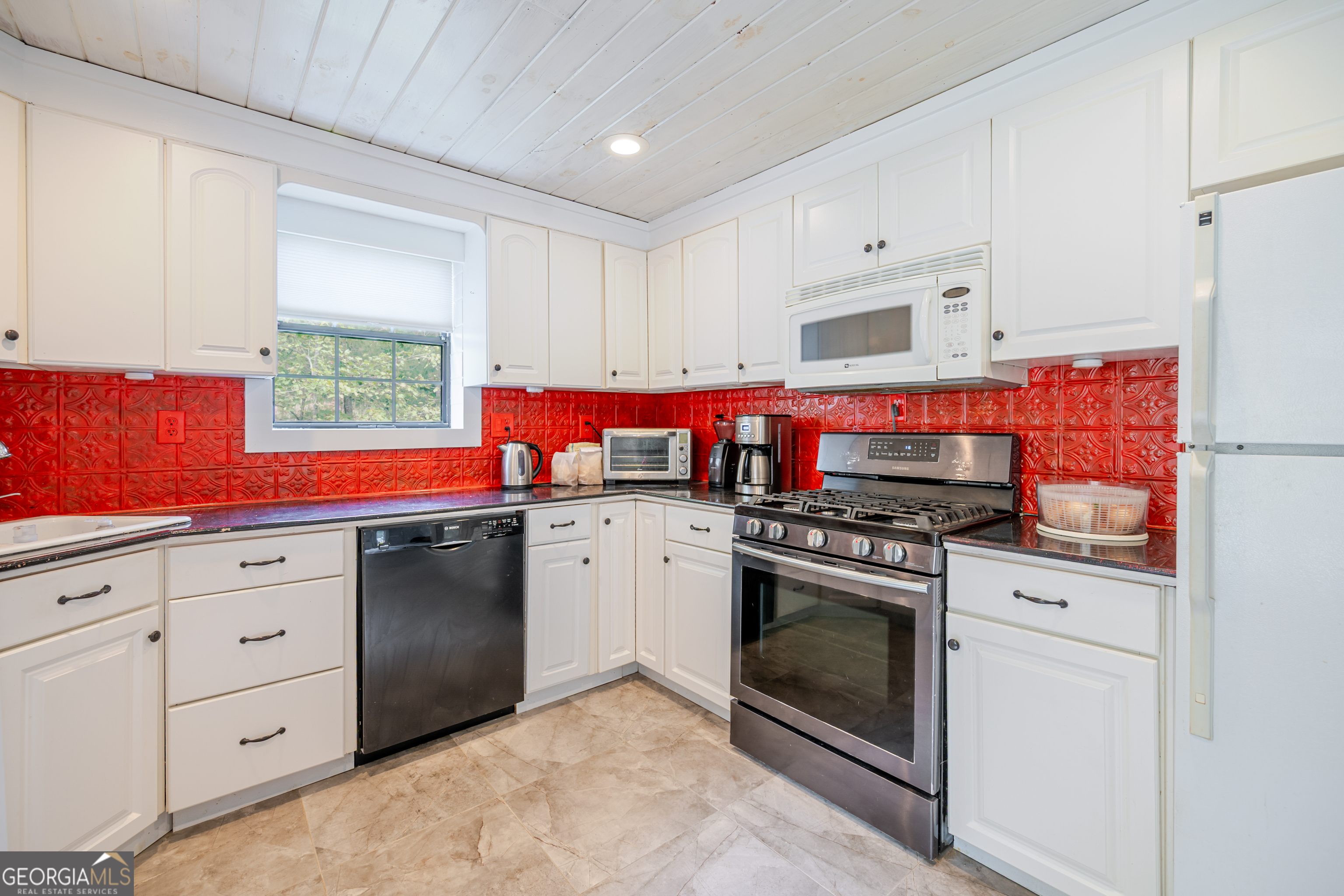 124 Candy Man Property Photo 15