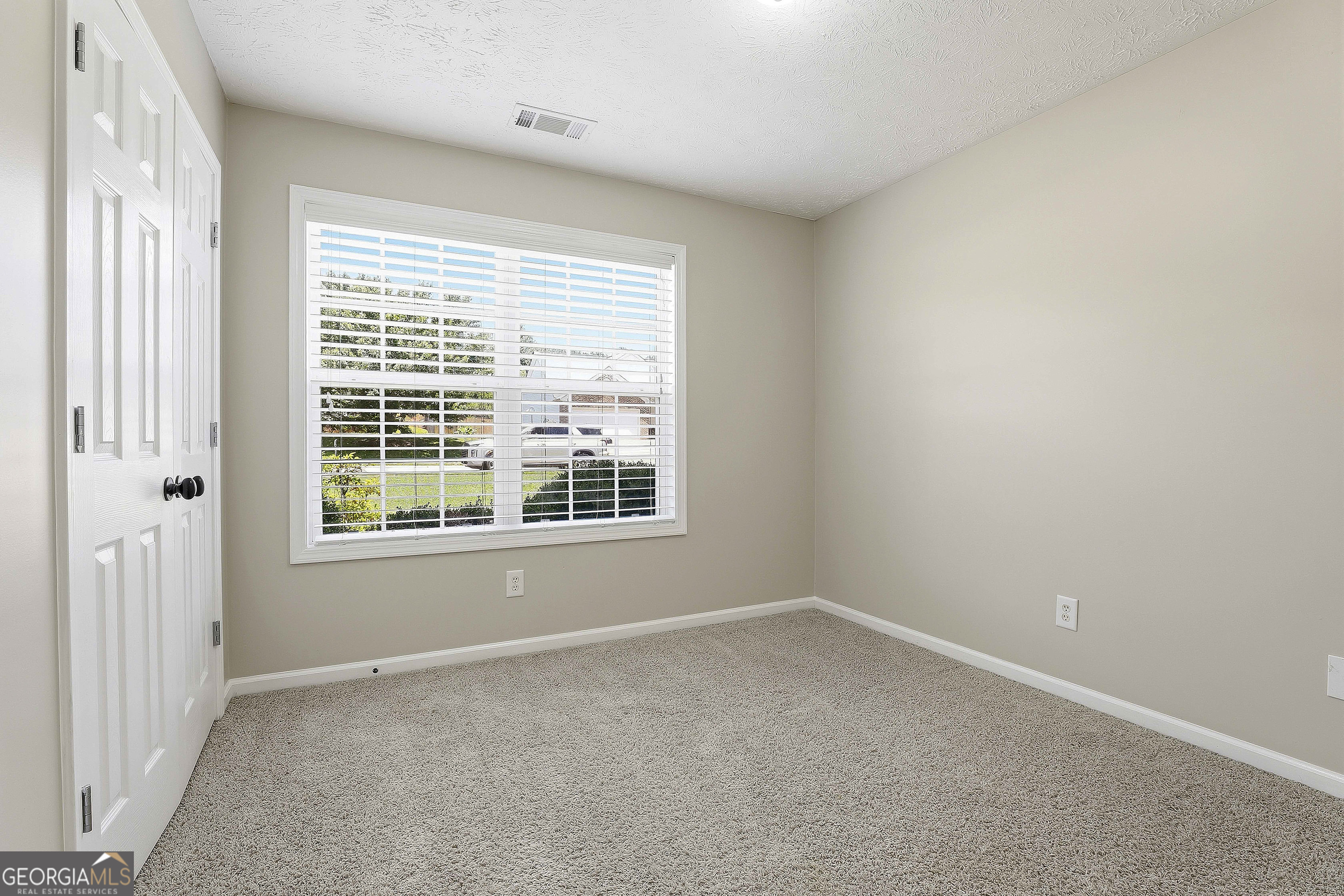 113 Perimeter Drive Property Photo 9