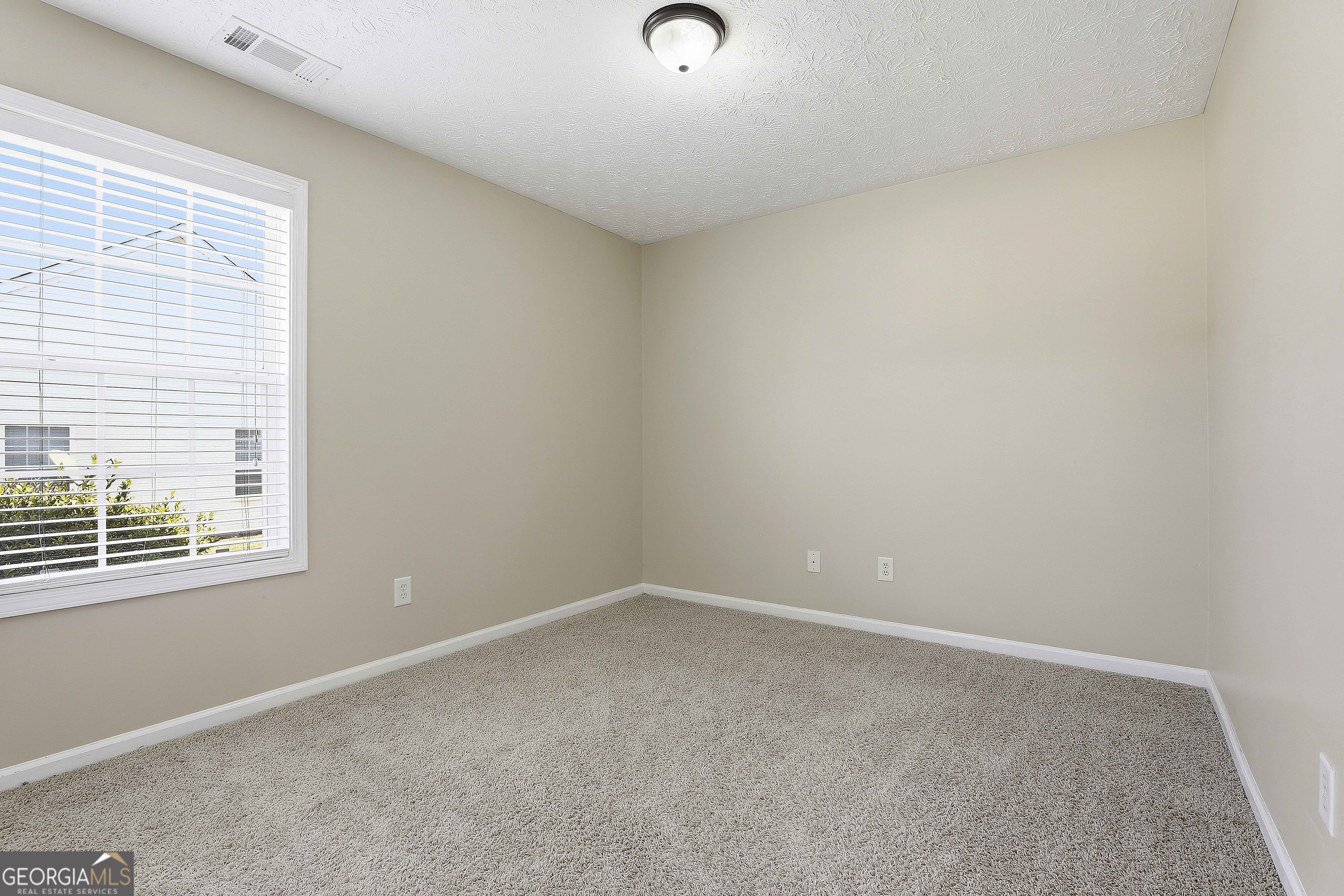 113 Perimeter Drive Property Photo 11