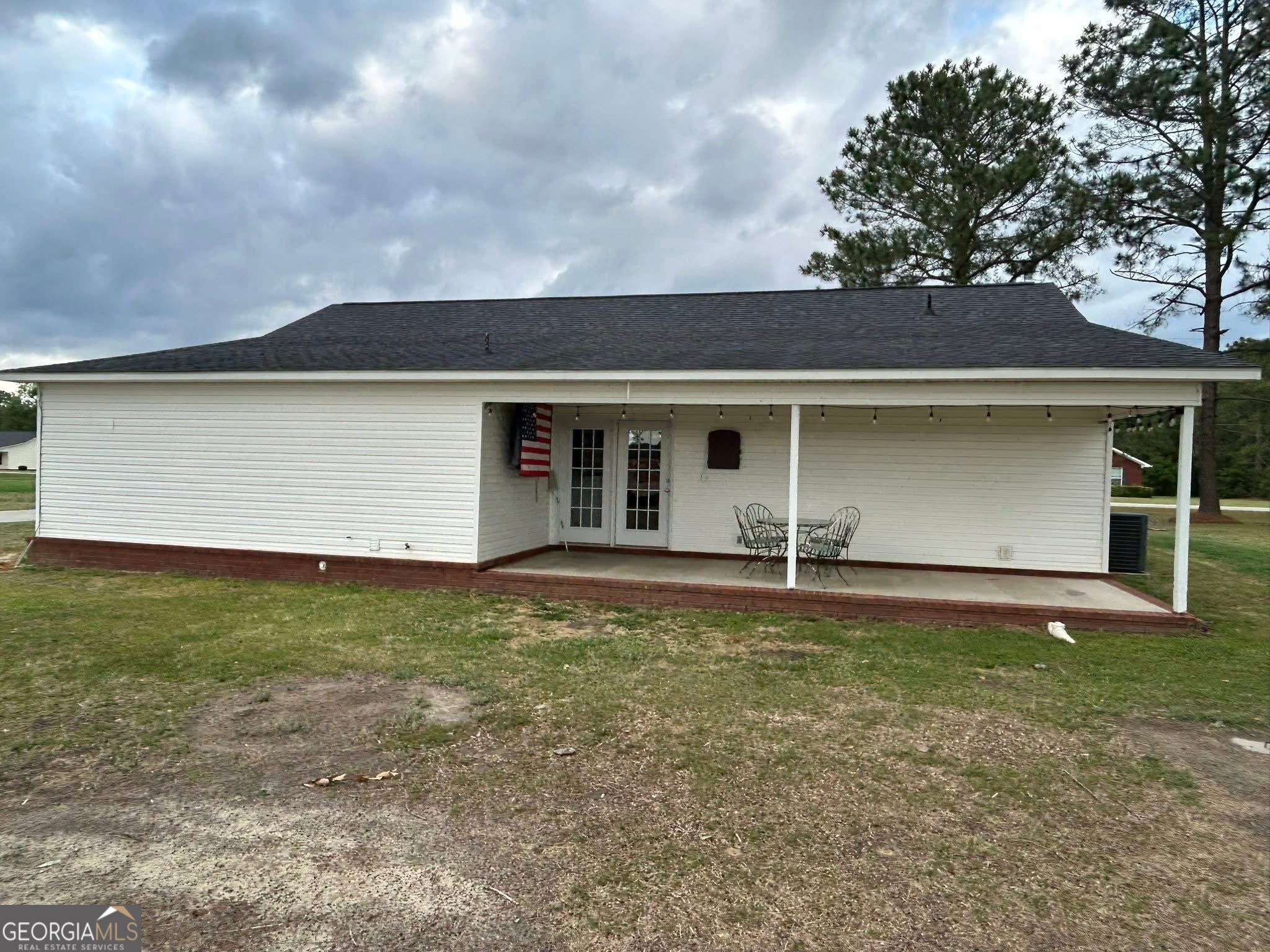 168 Mccall Avenue Property Photo 4