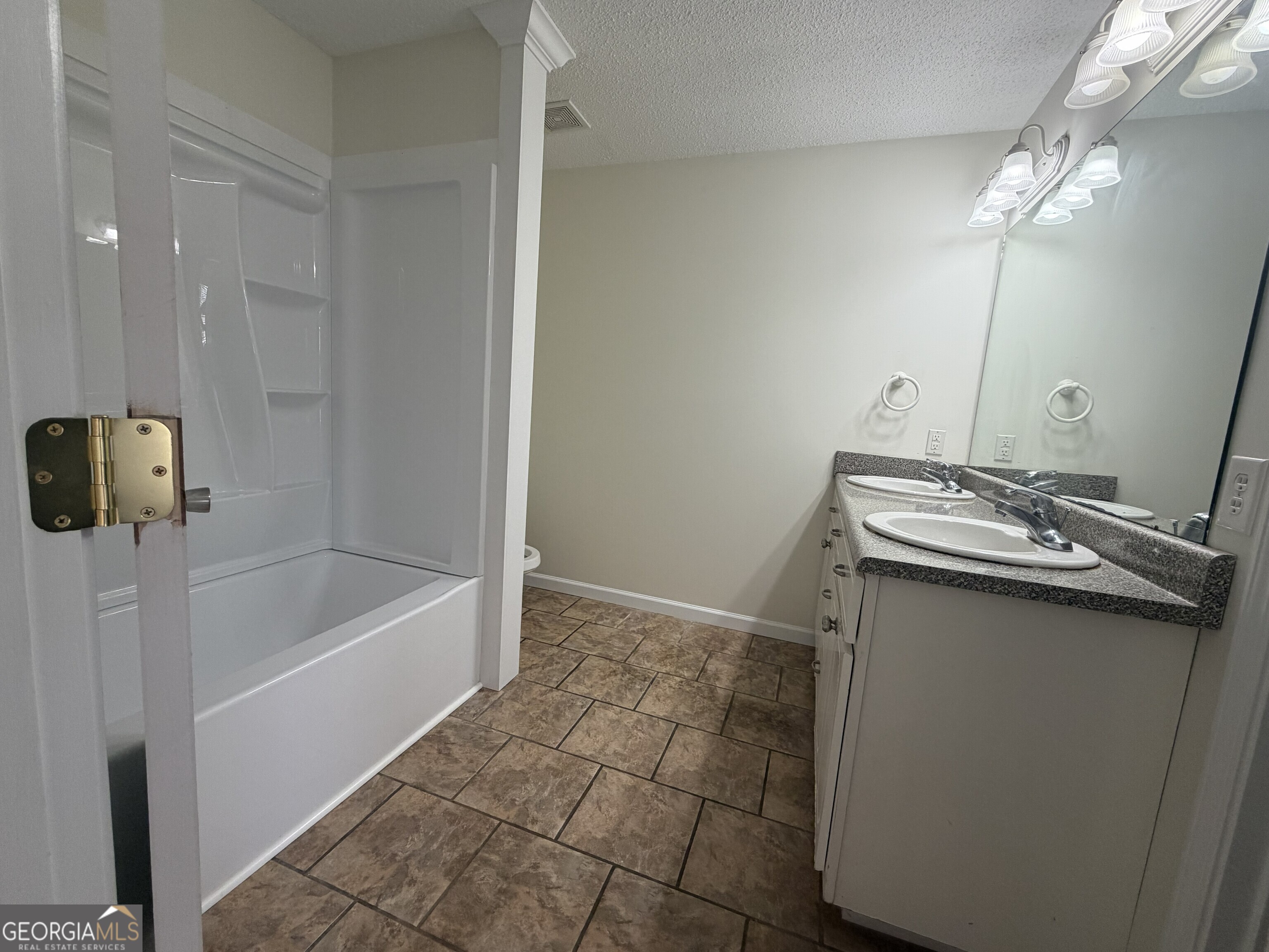 168 Mccall Avenue Property Photo 10