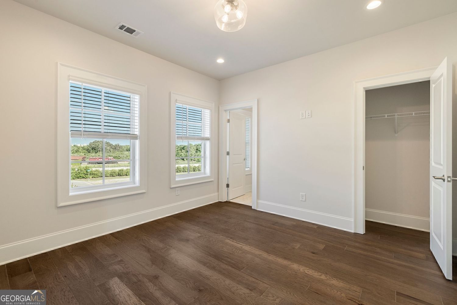 416 Upper East Avenue Property Photo 28