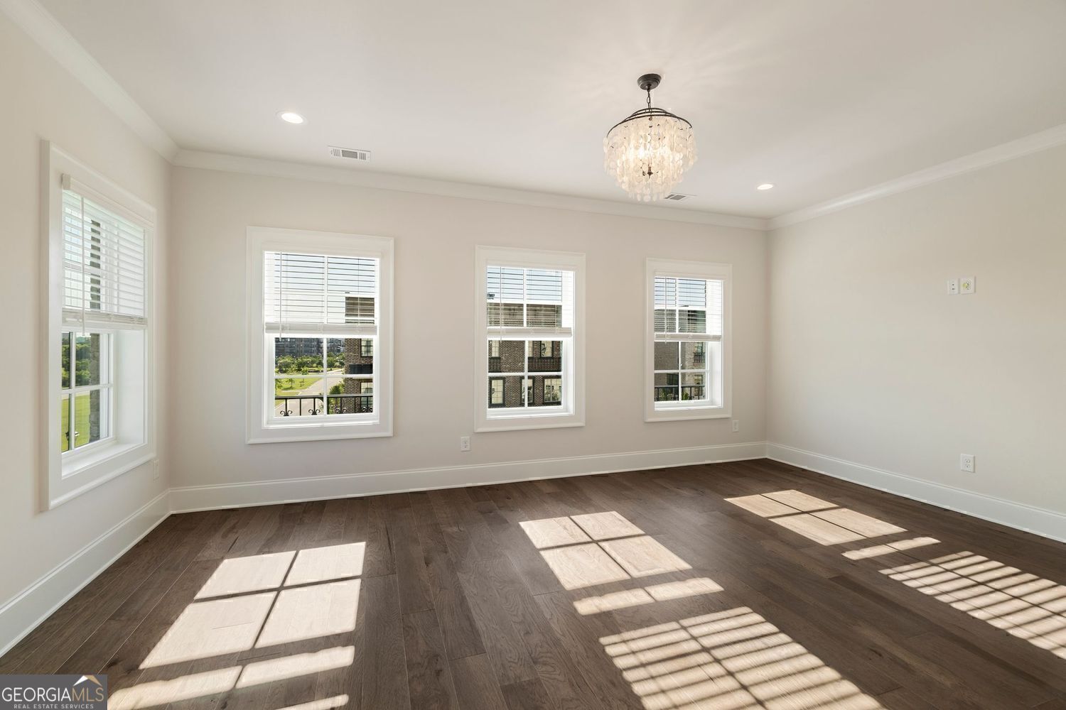 416 Upper East Avenue Property Photo 38