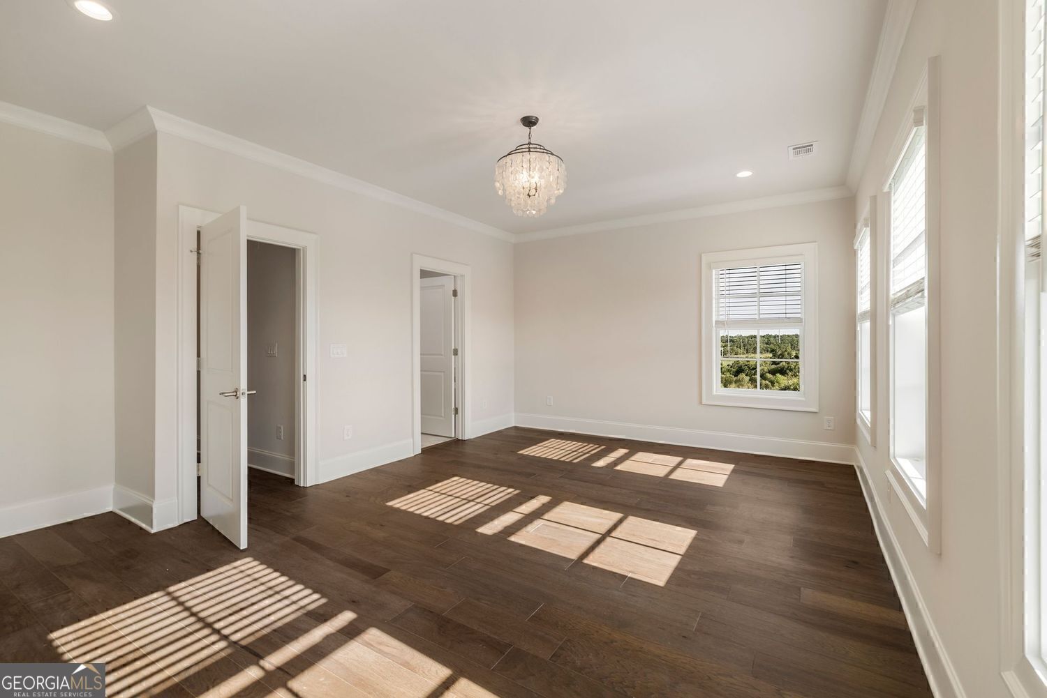 416 Upper East Avenue Property Photo 40