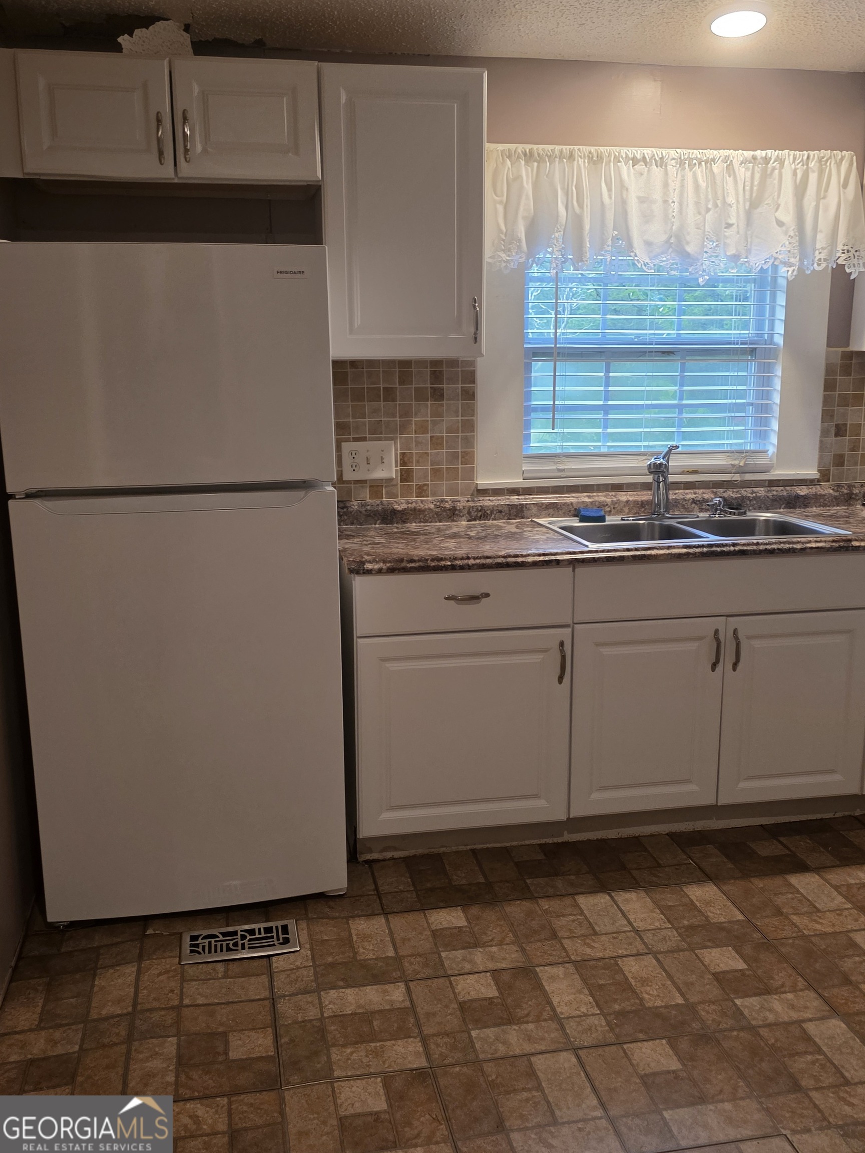 561 Gaulding Road Property Photo 10