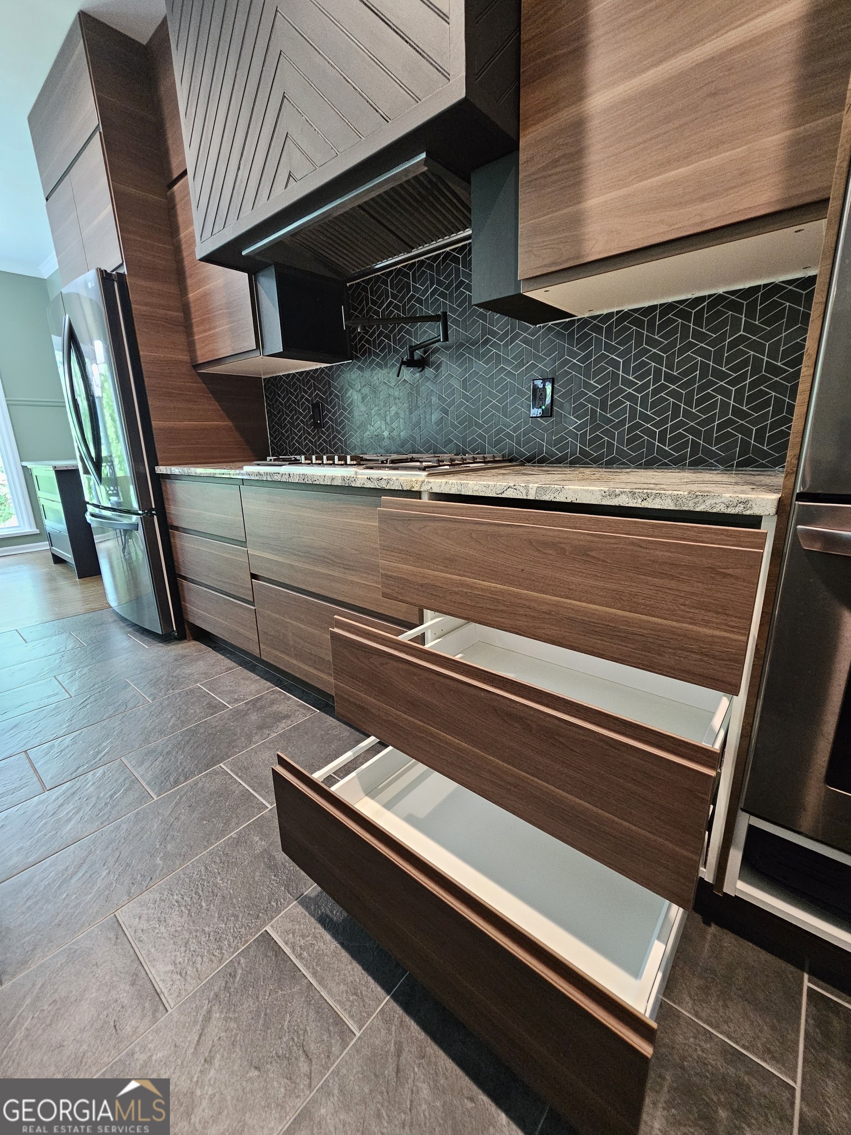 225 Nacoochee Drive Property Photo 8