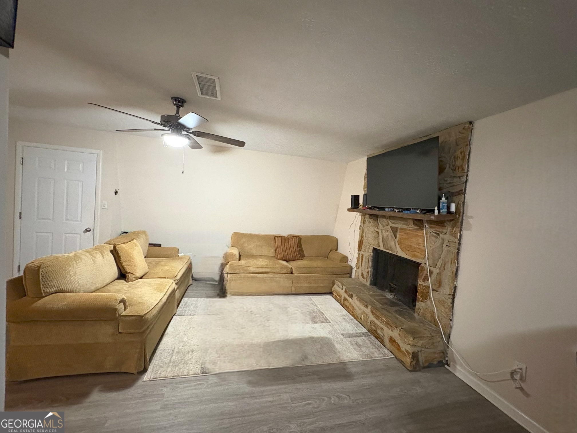 121 Live Oak Drive # 125 Property Photo 8