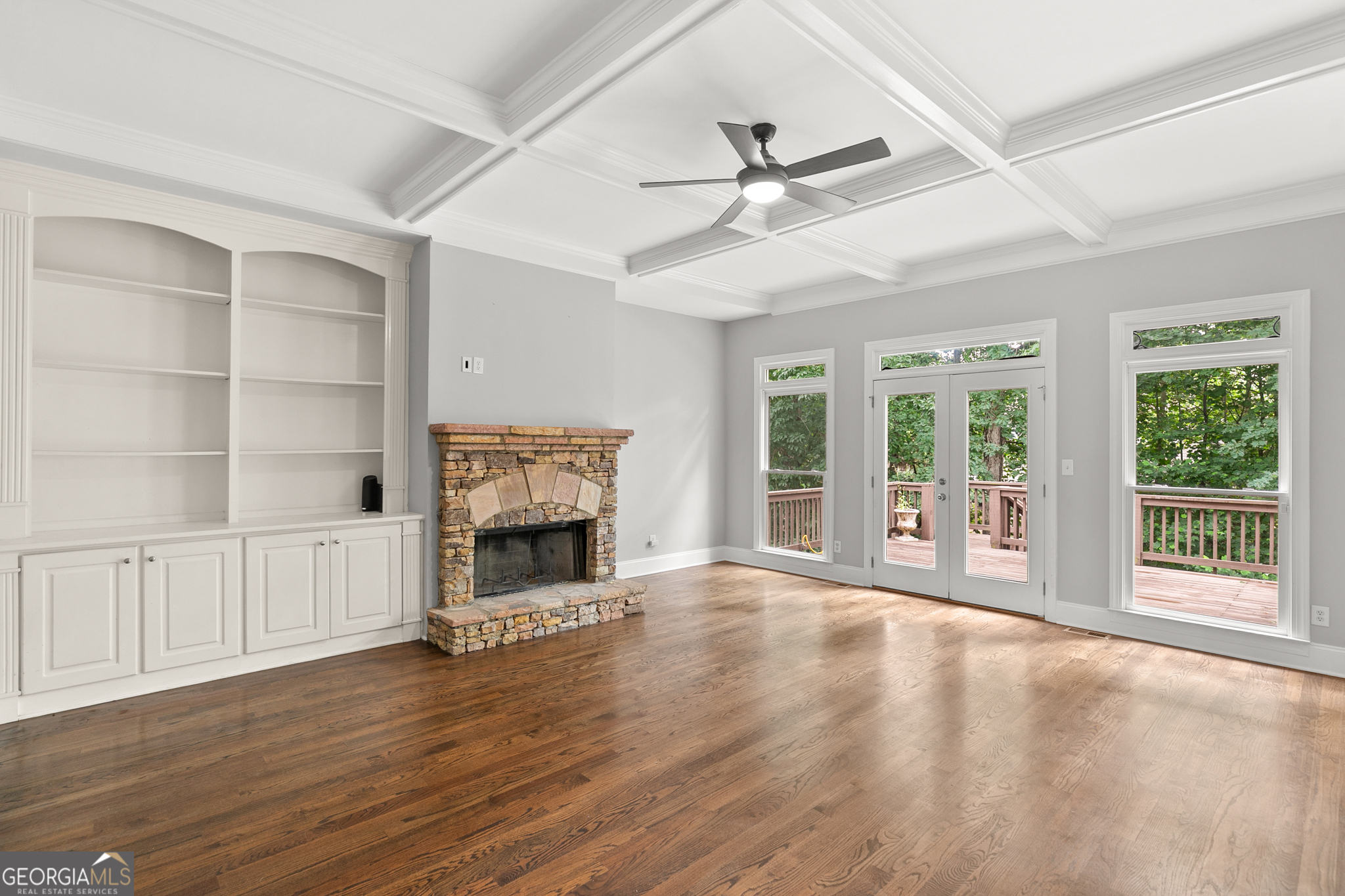 302 Beech Tree Hollow Property Photo 11