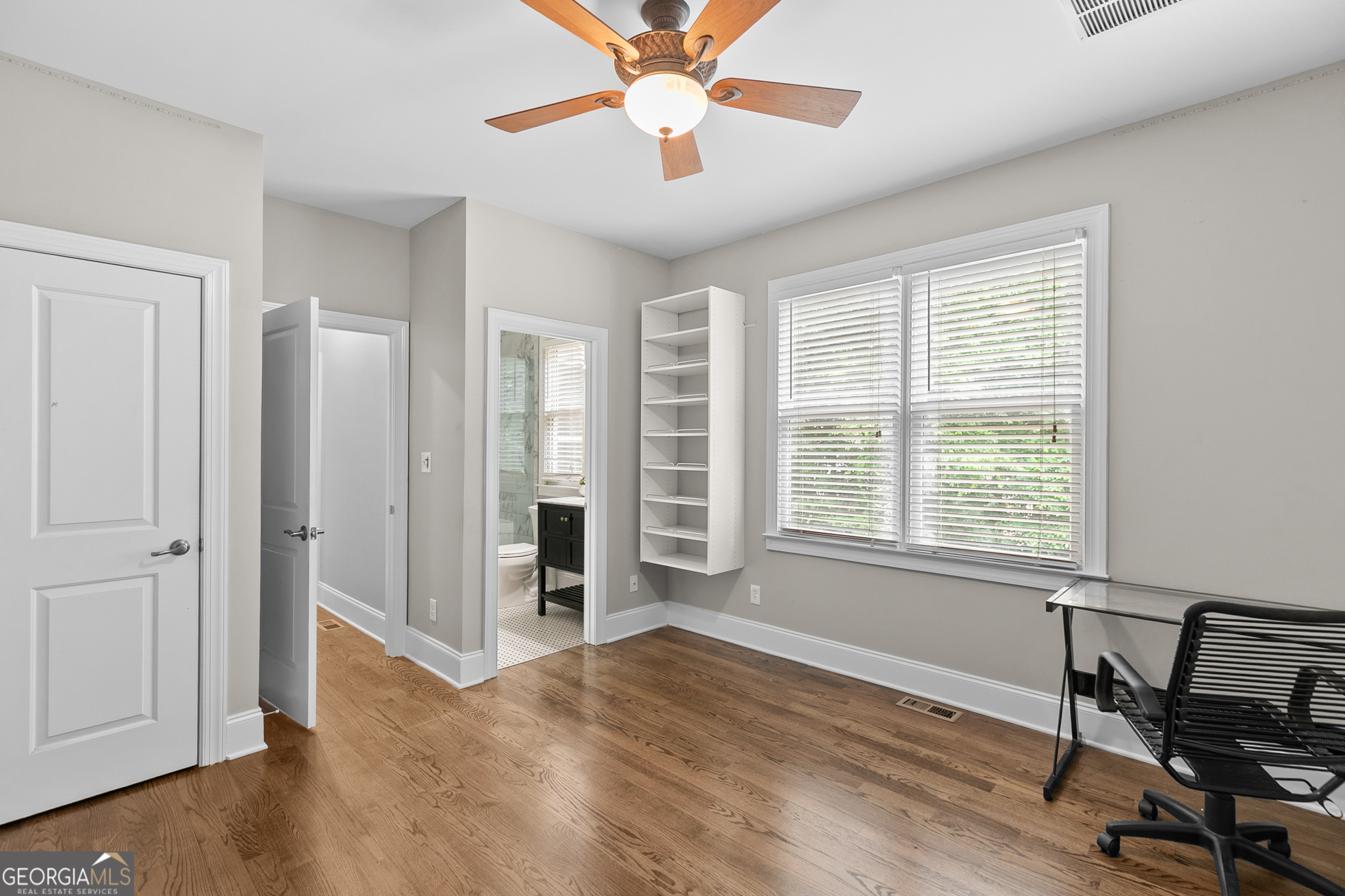 302 Beech Tree Hollow Property Photo 24