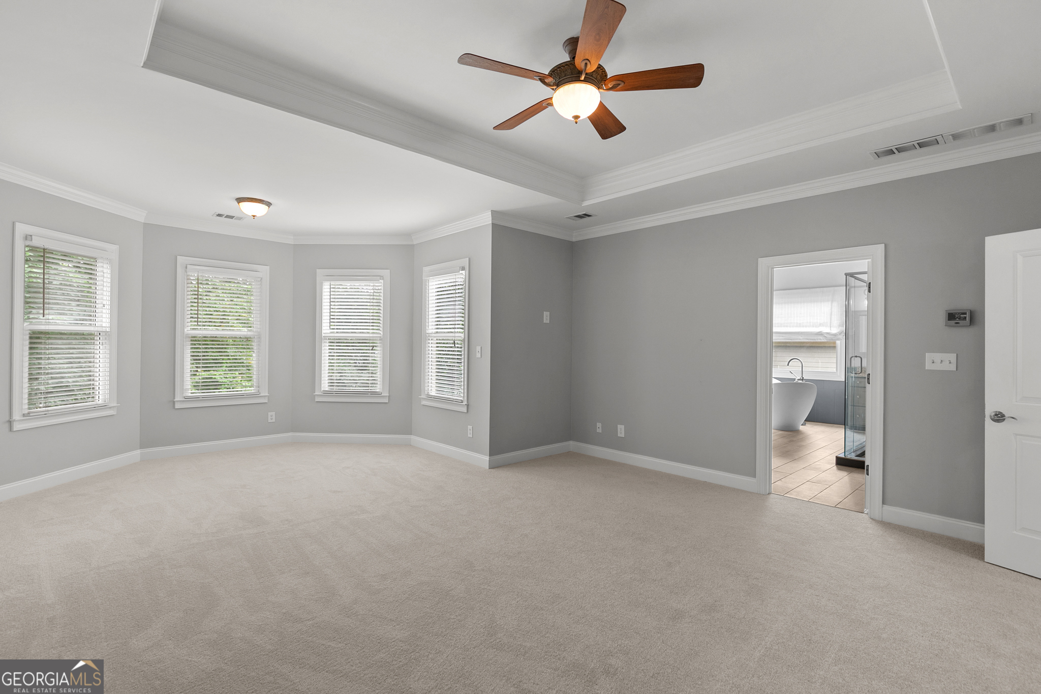 302 Beech Tree Hollow Property Photo 32