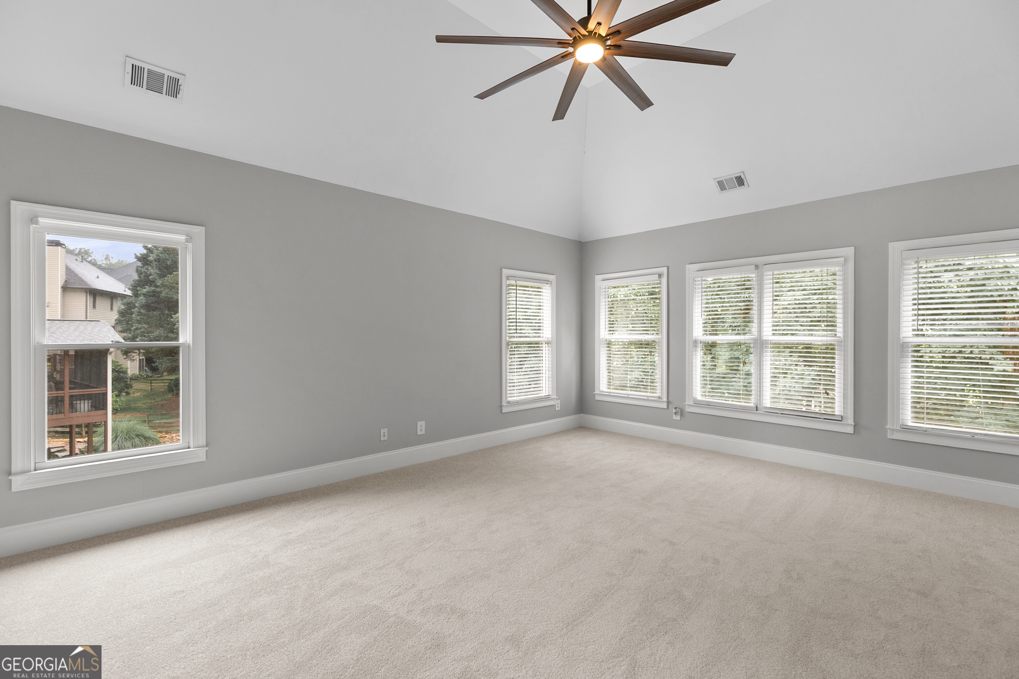 302 Beech Tree Hollow Property Photo 39