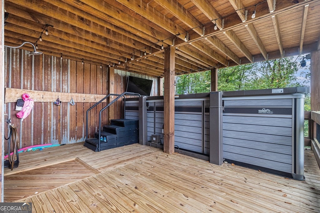 142 Mountain Trace Property Photo 19