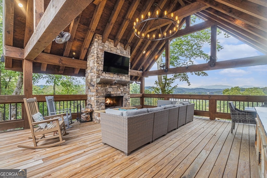 142 Mountain Trace Property Photo 28