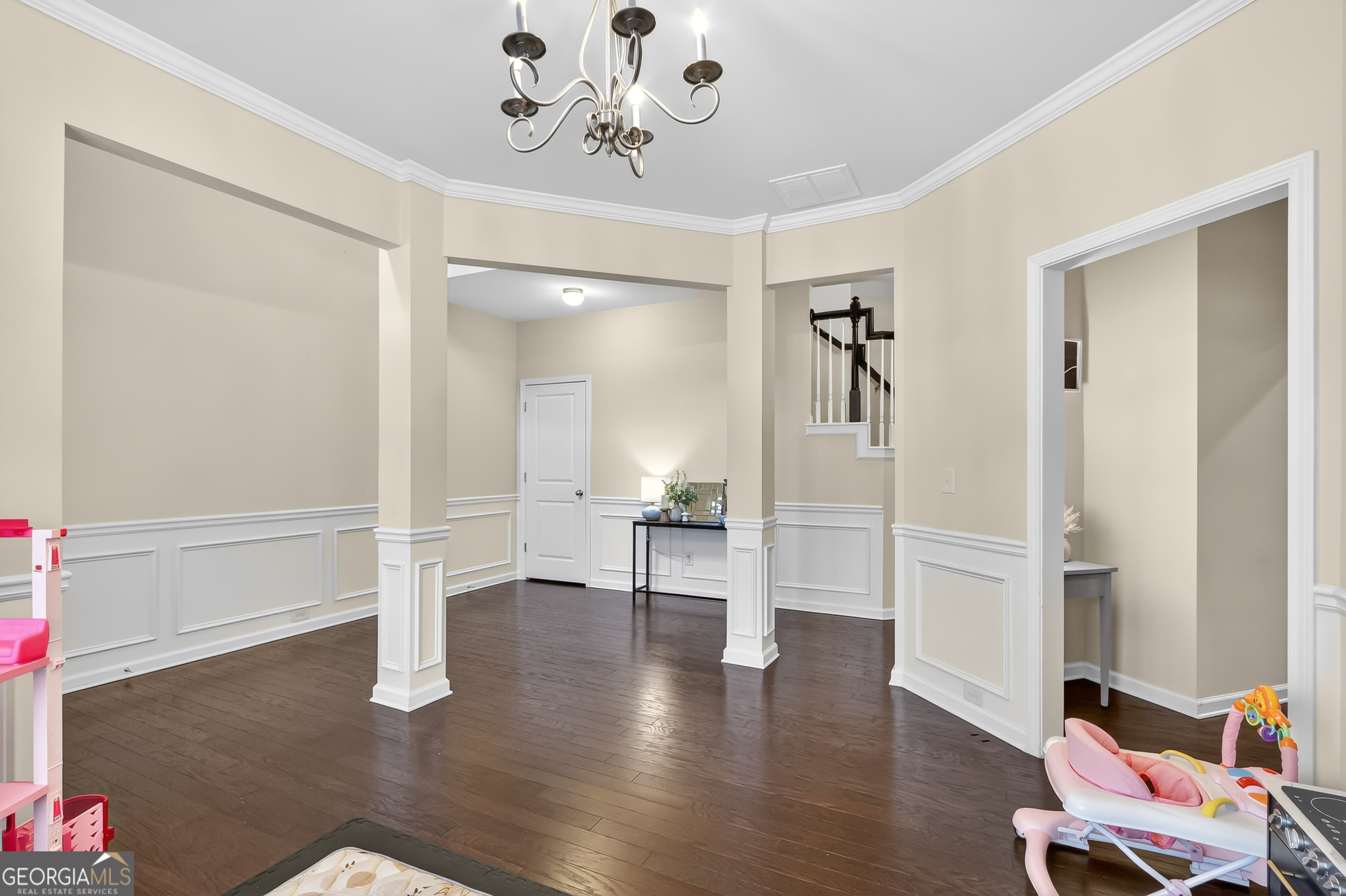 6005 Overleaf Terrace Property Photo 5