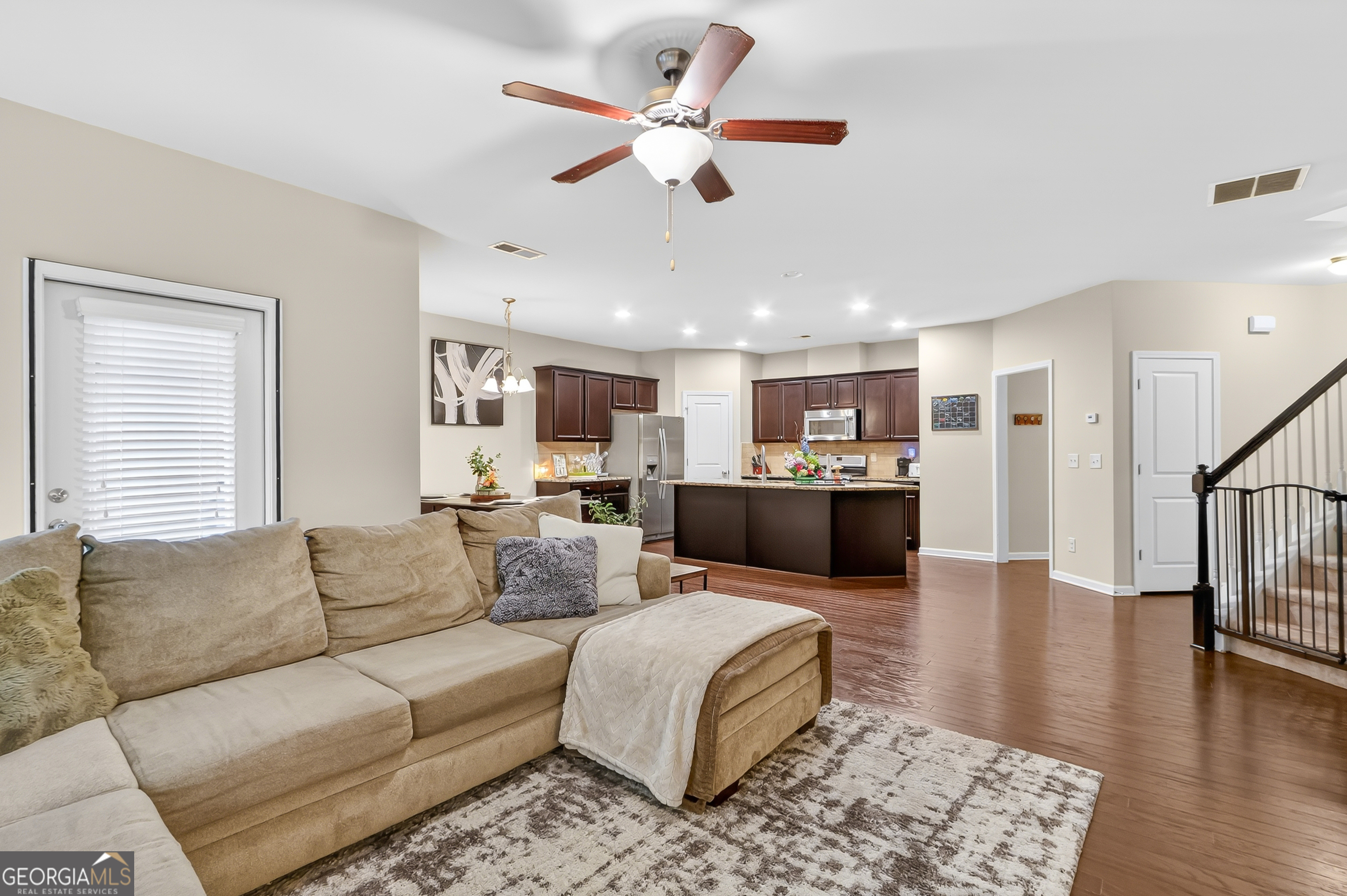 6005 Overleaf Terrace Property Photo 8