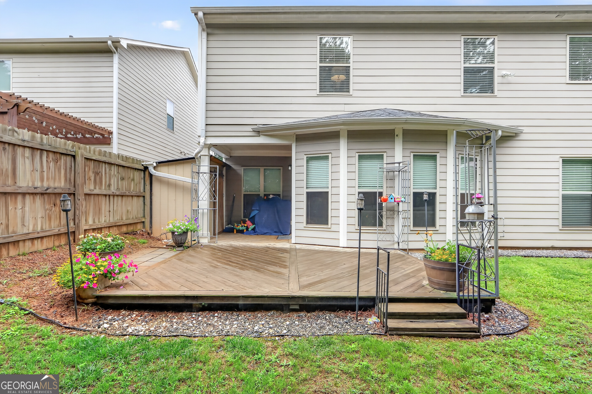 6005 Overleaf Terrace Property Photo 38
