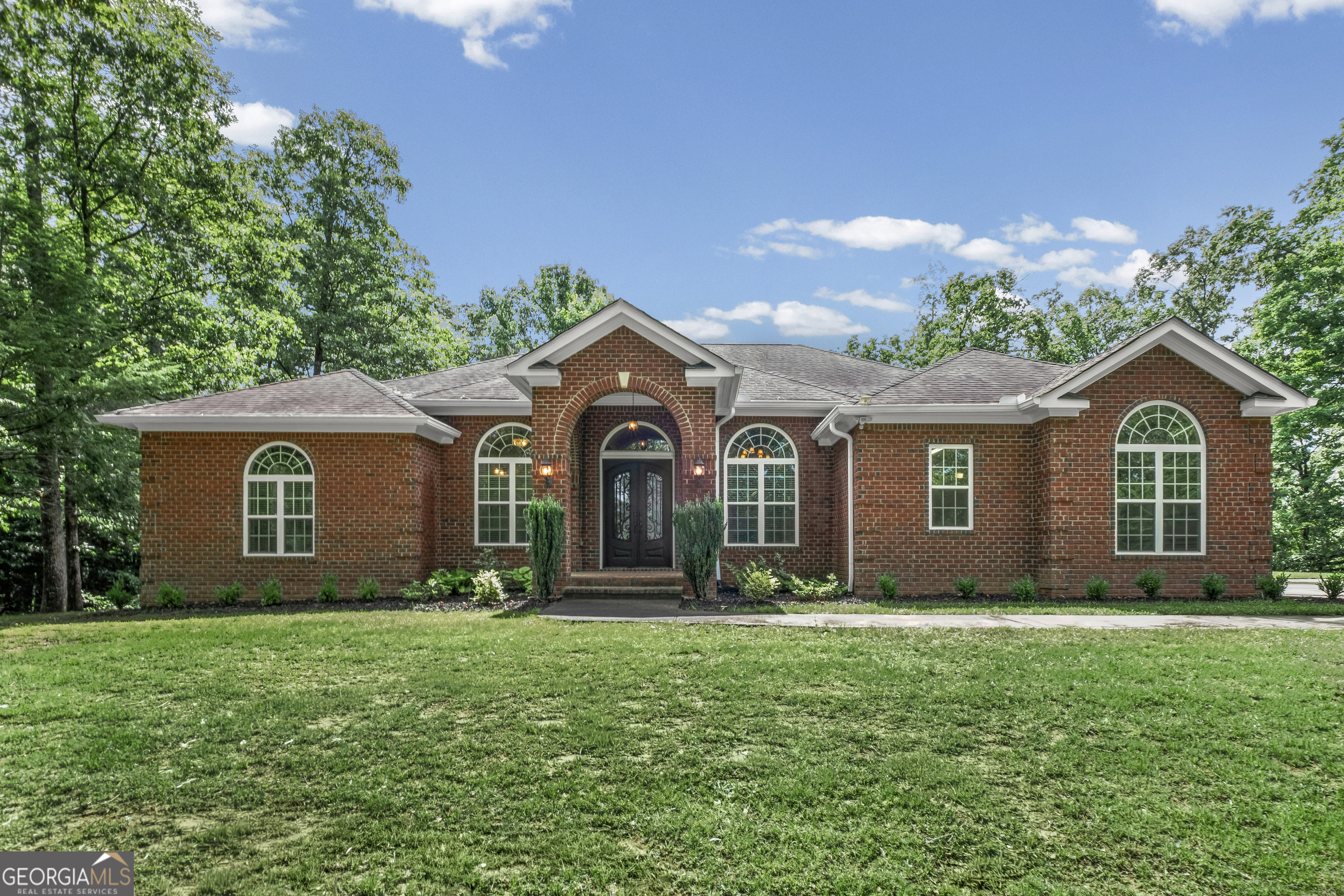 180 Cothran Road Property Photo 1